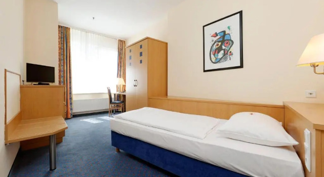 Одноместный номер Standard YORS Hotel Hannover