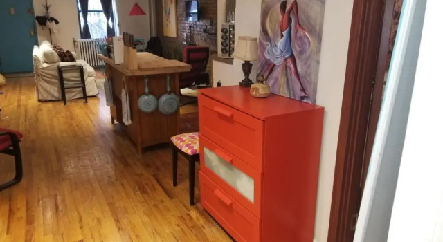 Fully Furnished Entire Floor Apartment in Historic Harlem, Забронировать Апартаменты/квартира Апартаменты Нью-Йорка, рядом с Levien Gymnasium, Апартаменты/квартира