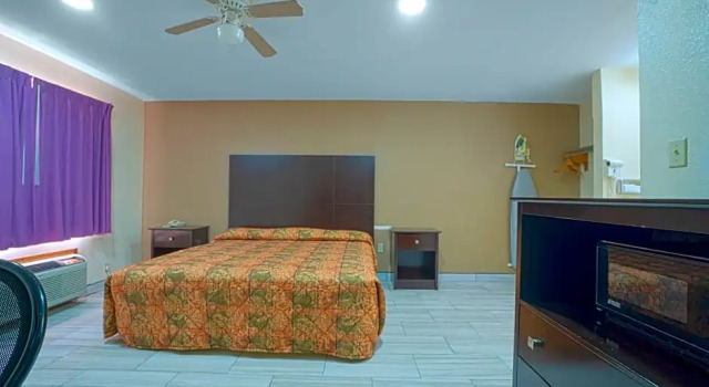 Номер Standard Texas Inn San Benito near Harlingen