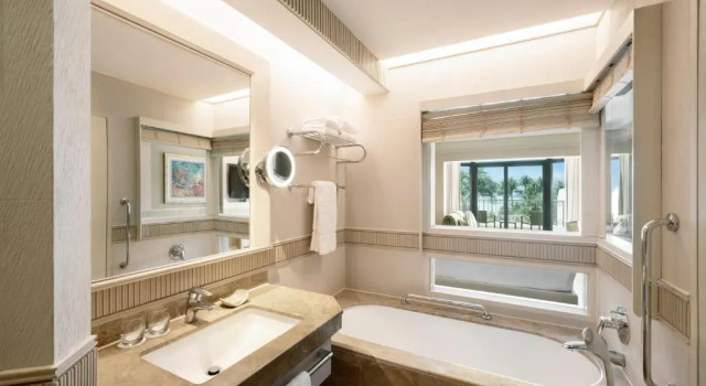 Двухместный номер Deluxe с видом на бассейн Shangri-La Rasa Sentosa, Singapore