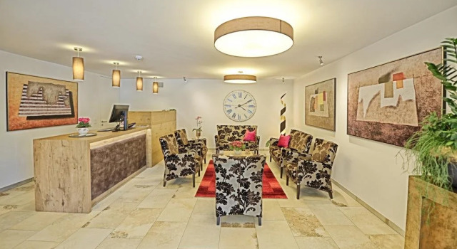 Tschuggmall Appartements, Rezerwuj Apartament Hotele w Tyrol z parkingiem, Parking