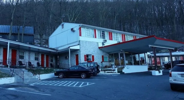 Colony House Motel, 预订 汽车旅馆 韦恩斯伯勒 弗吉尼亚州