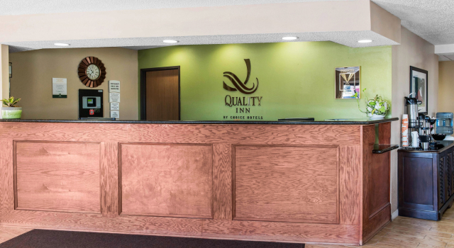Comfort Inn & Suites Caldwell, Prenota Hotel Caldwell Ohio