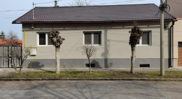 Carla's place Ap 2, Varaa Hotelli Oradea 