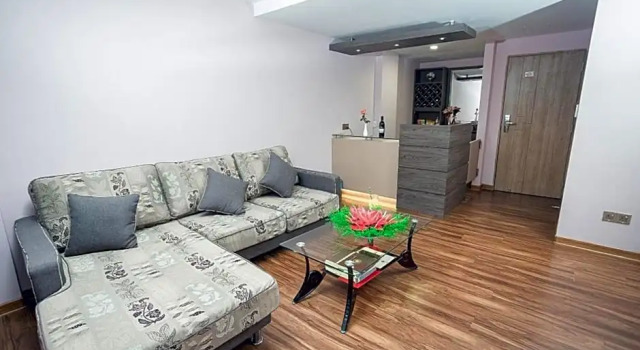 Люкс Elegant Hotel Pyi Thar Yar