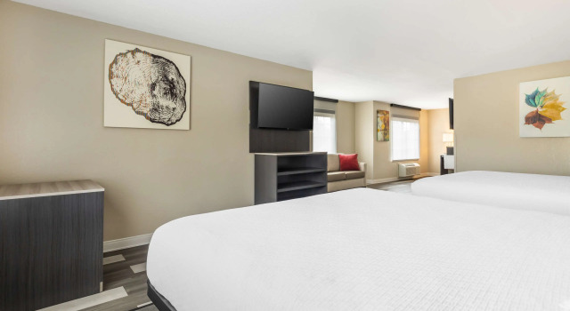 Четырёхместный люкс Best Western Prime Inn & Suites