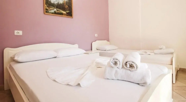 Holiday Apartments Altini, Забронировать Апартаменты/квартира Отели в центре Ксамил, в центре