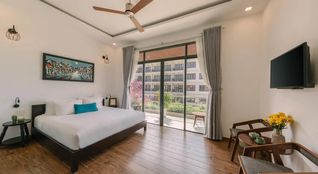 Двухместный номер Deluxe с балконом Volar Hoi An