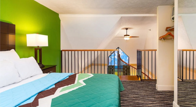 Семейный номер Standard Пентхаус Country Cascades Waterpark Resort