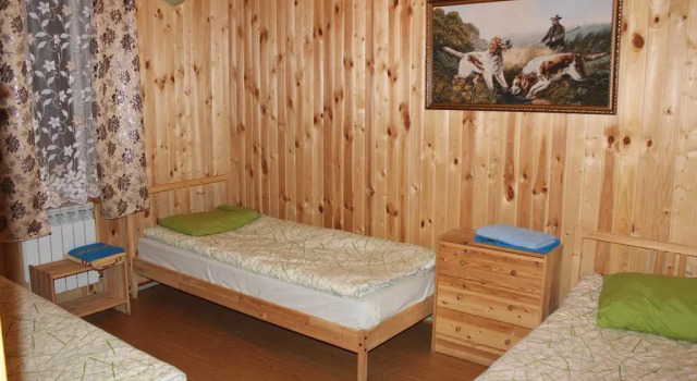 Wolf Base, Prenota Hotel Hotel a Central Russia con parcheggio, Parcheggio