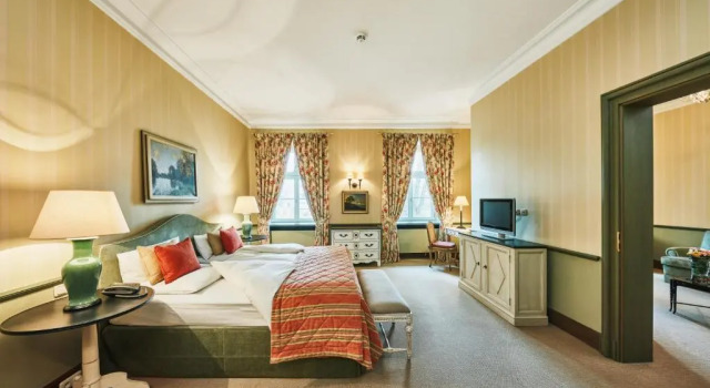 Полулюкс Hotel Château Bela