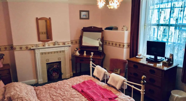 Коттедж с 2 комнатами Little Mermaid Cottage