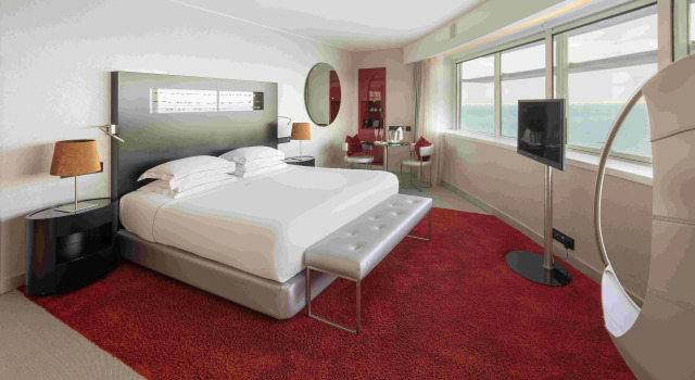 Двухместный номер Premium MYRIAD by SANA Hotels