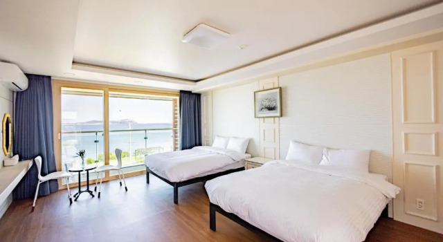 Номер Deluxe Jeju Arumdaun Resort