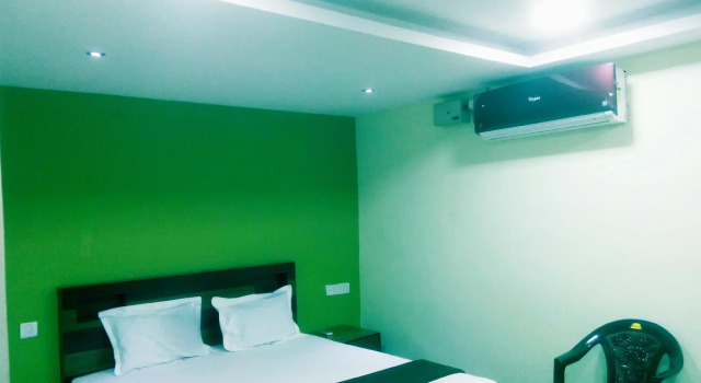 Hotel VNS Lodging & Boarding, Rezervovat Hotel Hotely v Bangalore s parkováním, Parkování