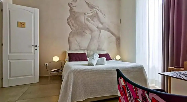 Номер Superior Artistic Charming House