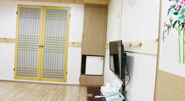 Mizo Hotel, Забронировать Отель Чун-гу Сеул, рядом с Туристический центр Panmunjom