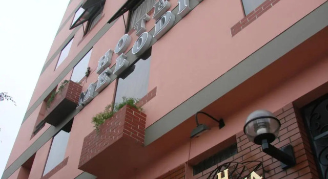 Hotel Melodia, Varaa Hotelli Hotellit Provincia de Lima pysäköinnillä, Pysäköinti