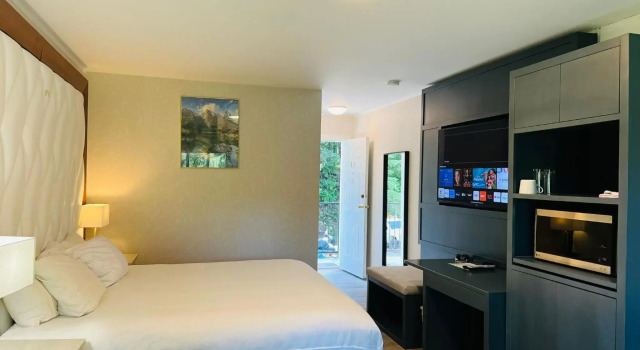 Hotel Civilia Lakeside by Civilia Golf Retreat, Buchen Sie Hotel Clearwater 