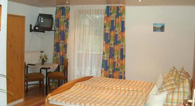 Camera doppia Standard con balcone Cafe & Pension Carmen