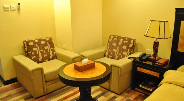Capital O 155 Dmas Hotel