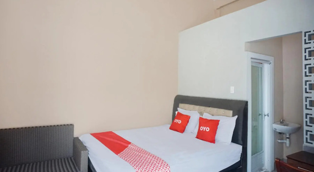 Люкс OYO 93003 B32 Homestay
