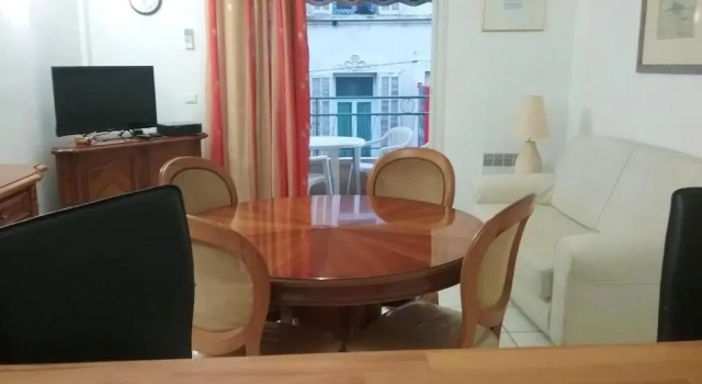 Appartement de 2 chambres avec wifi a Cannes, Забронировать Апартаменты/квартира Отели Канн с парковкой, рядом с Le Croisette Casino Barriere de Cannes, Парковка