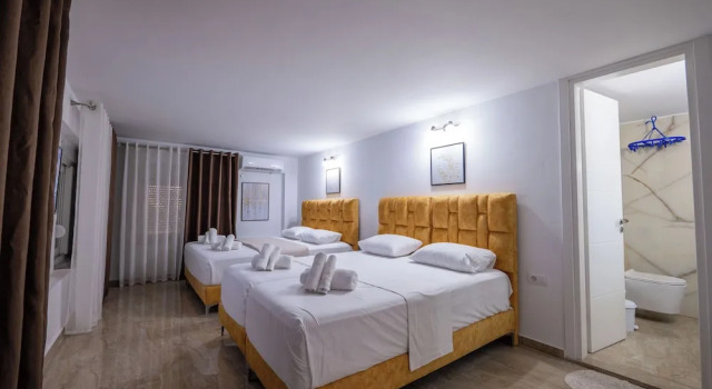 Четырёхместный номер Comfort Hotel Elite Sarande