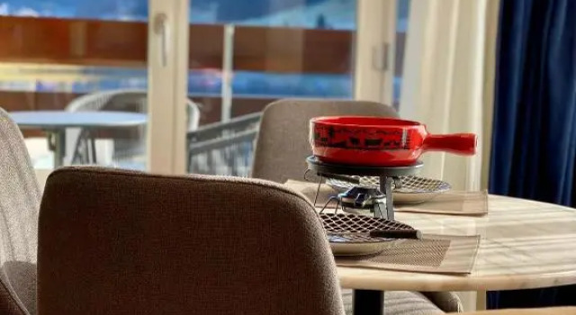 Апартаменты Wunderstay Alpine 303 New Studio with Lake & Mountain View