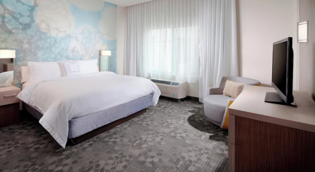 Люкс c 1 комнатой Courtyard by Marriott Palm Beach Jupiter