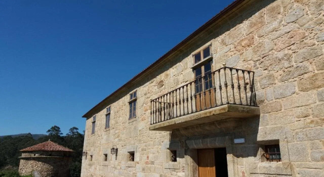 Monasterio de Moraime, Prenota Affittacamere Muxia Camino dos Faros