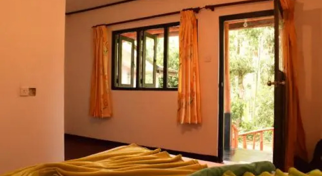 Jayasekara's Home Stay, Prenota Hotel Ella Sri Lanka, vicino a Roccia di Ella