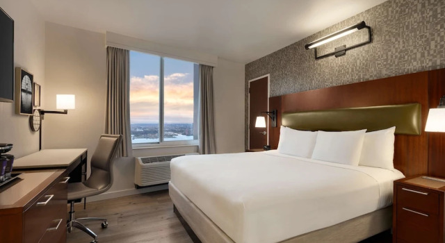 DoubleTree by Hilton New York Downtown