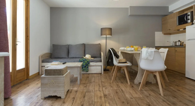Апартаменты с 2 комнатами с балконом Résidence Odalys Les Chalets de lArvan II