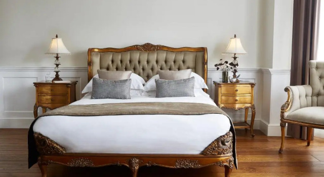 Полулюкс The Westbridge Hotel Stratford