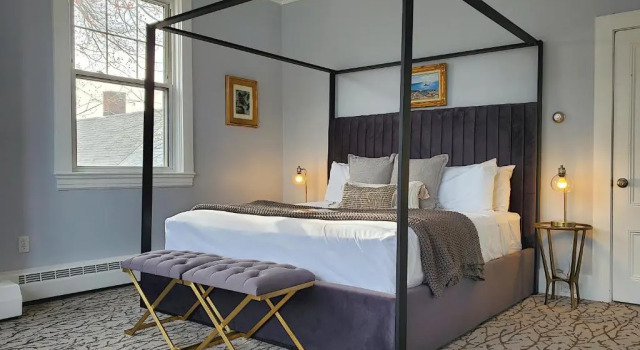 Четырёхместный люкс Little Fig Hotel