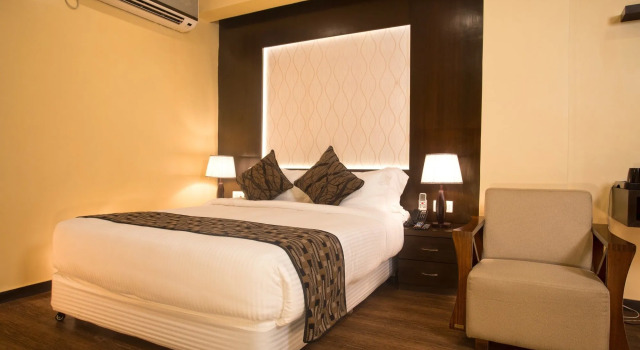 United Business Hotel