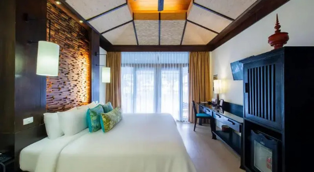 Двухместный номер Superior с видом на море Impiana Beachfront Resort Patong, Phuket