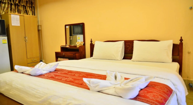 MahaNakhonesack LaoLanexang Hotel, Buchen Sie Hotel Hotels in Provinz Vientiane mit Pool, Schwimmbad