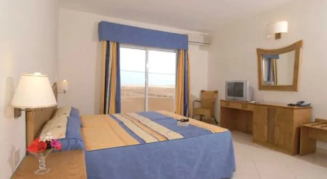 Семейный номер Standard с балконом Hotel Pontao