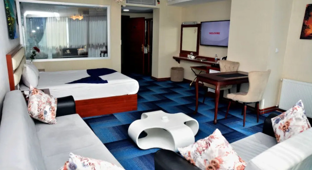 Люкс Business Grand Hotel