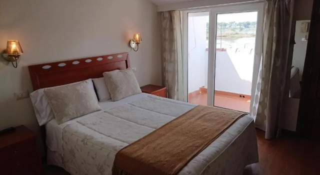 Двухместный номер Standard с балконом и с видом на море Hotel Avenida Baiona