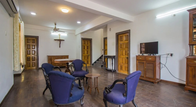 OYO 12839 Home Spacious 3BHK Porvorim, Забронировать Отель Альто-де-Порворим Северный Гоа, рядом с Торговый центр Mall De Goa