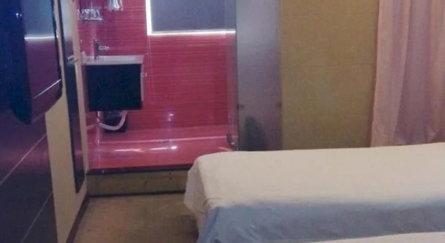 Jindian Express Hotel, Book Hotel Mawei 