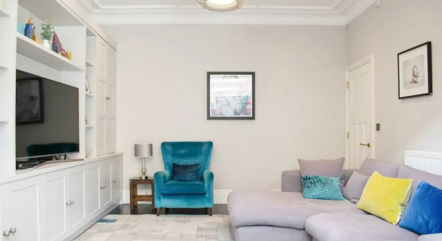 Stylish & Stunning 5 Bed House in Clapham South