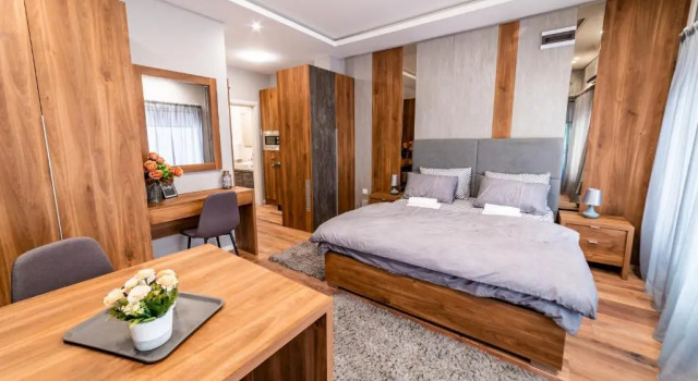 Ivi Place Apartments, Забронировать Апартаменты/квартира Недорогие отели Нови-Сад, рядом с Museum of Vojvodina, недорого