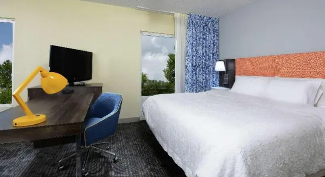 Студия Hampton Inn & Suites Clinton