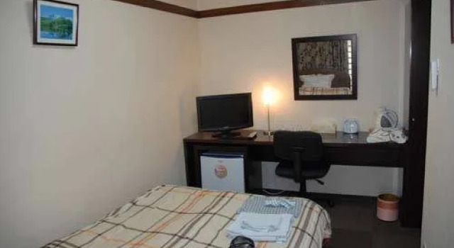 Business Hotel Minakai, Buchen Sie Hotel Sakaide Kagawa