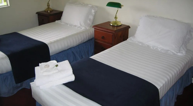 Fairview Heights Bed and Breakfast, Забронировать Отель Отели Норт-Окленда 4 звезды, 4*