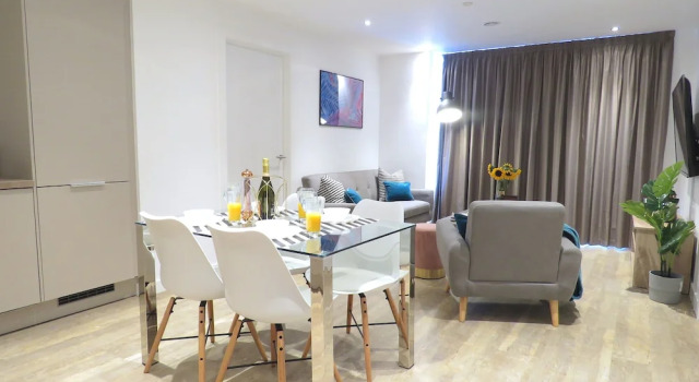 Апартаменты с 2 комнатами Tudors eSuite Grand Central Aparthotel